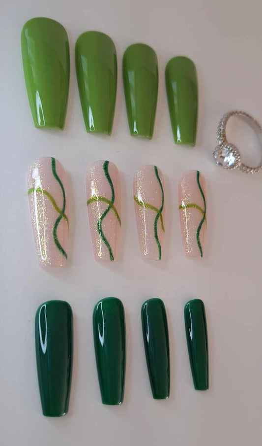 Press-On Nails | Clochette | Fait Main en France