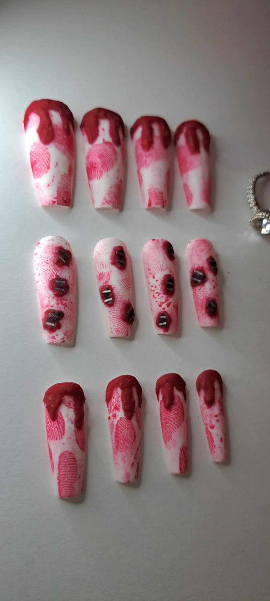 Press-On Nails | Dead | Fait Main en France
