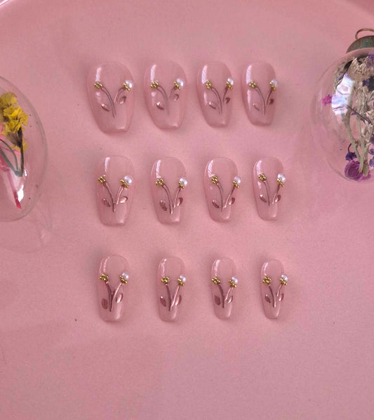 Press-On Nails | Muguet | Fait Main en France