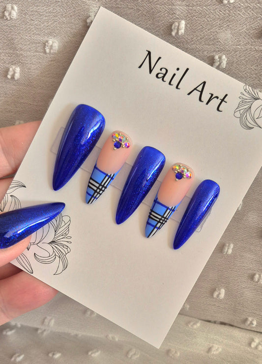 Press-On Nails | Burberry | Fait Main en France