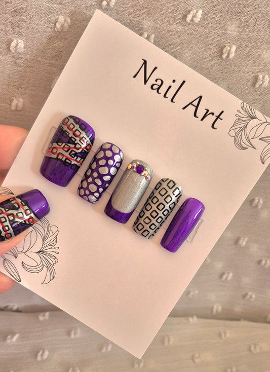Press-On Nails | Roman | Fait Main en France