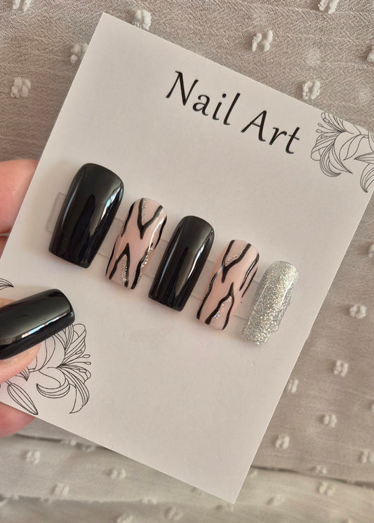 Press-On Nails | Zebra | Fait Main en France