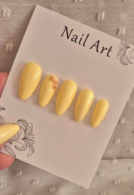 Press-On Nails | Petit Poussin | Fait Main en France