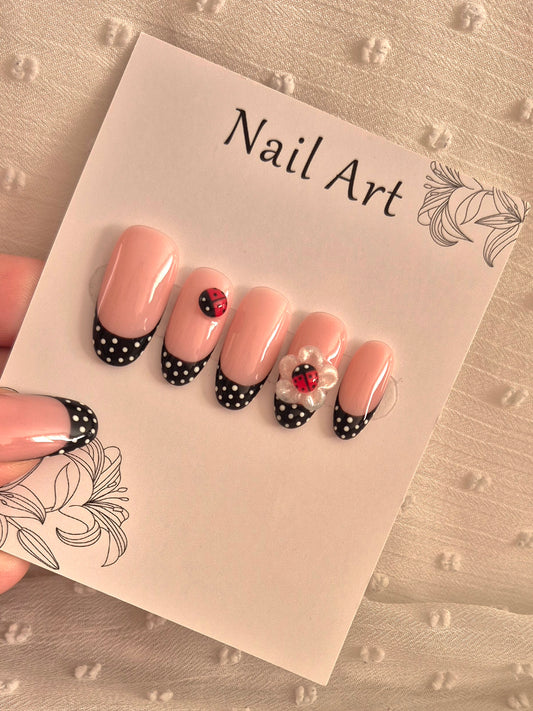 Press-On Nails | Lady Spring | Fait Main en France
